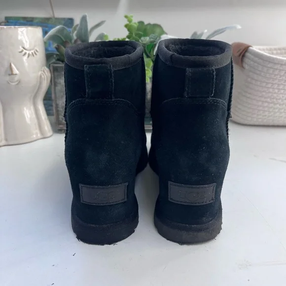 UGG Black Suede Boots - Picture 4 of 6